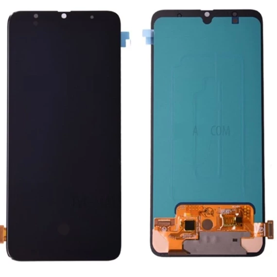 Samsung Galaxy A70 Size 100 % OLED kijelző -Keret nélküli -