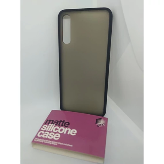 Samsung A50 HYBRID matt fekete tok (piros gombok)